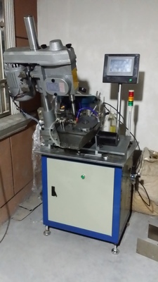 锁芯自动攻丝机